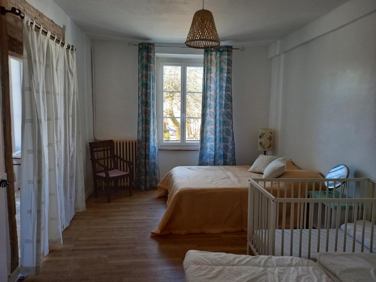 Maison Violette En Berry Aigurande Екстериор снимка
